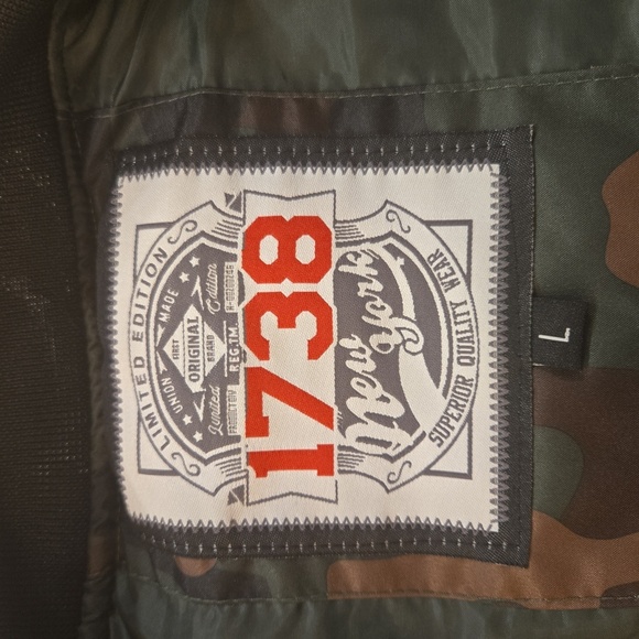 1738 New York Mens Full Zip Camo Embroidered Puffer Vest Green Size Large - Picture 9 of 13